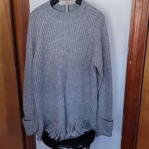 NWT Vero Moda Light Gray Tunic Sweater